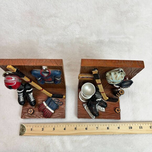Russ Berrie & Co Hockey Theme Sports 1 Bookend Hand Painted Resin 6”x4” - Picture 14 of 15